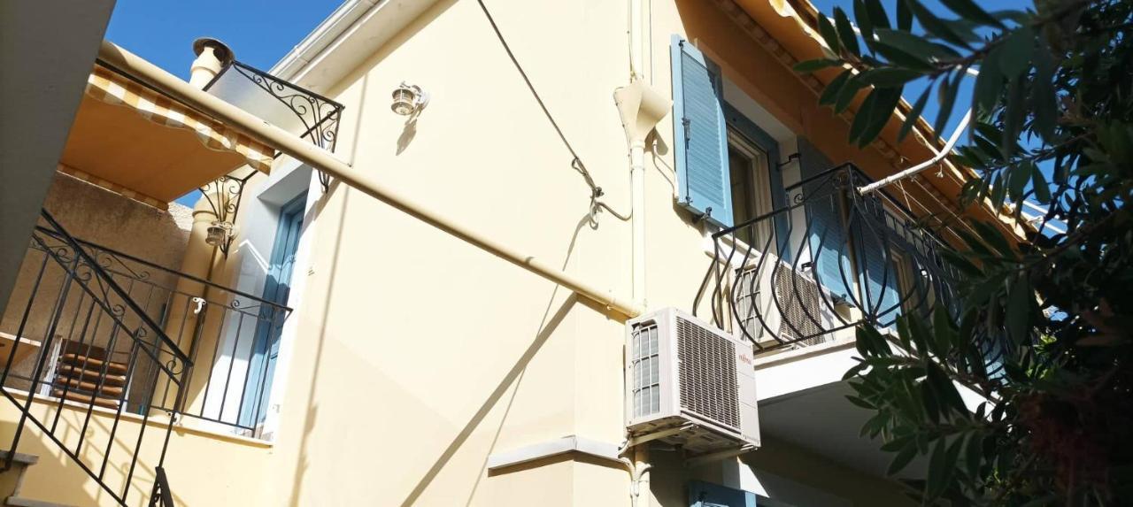 Lourantos Bayside Apartments Vathy  Exteriör bild